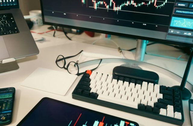 Figma Stock in 2026 Valuation IPO and Key Financial Metrics
