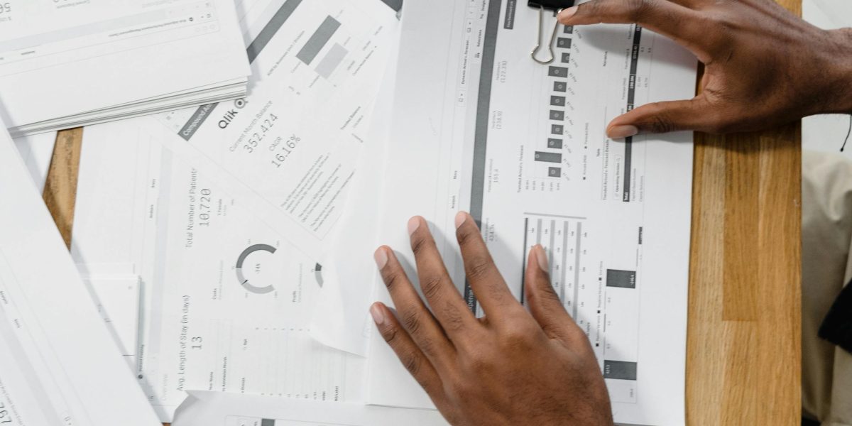 A smart investment strategy brings confidence and a balanced approach to market growth and safety.