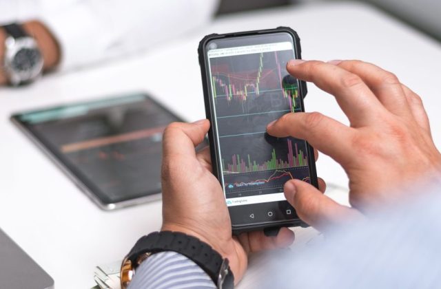 Intuit Stock Reddit How to Spot Real Investment Signals